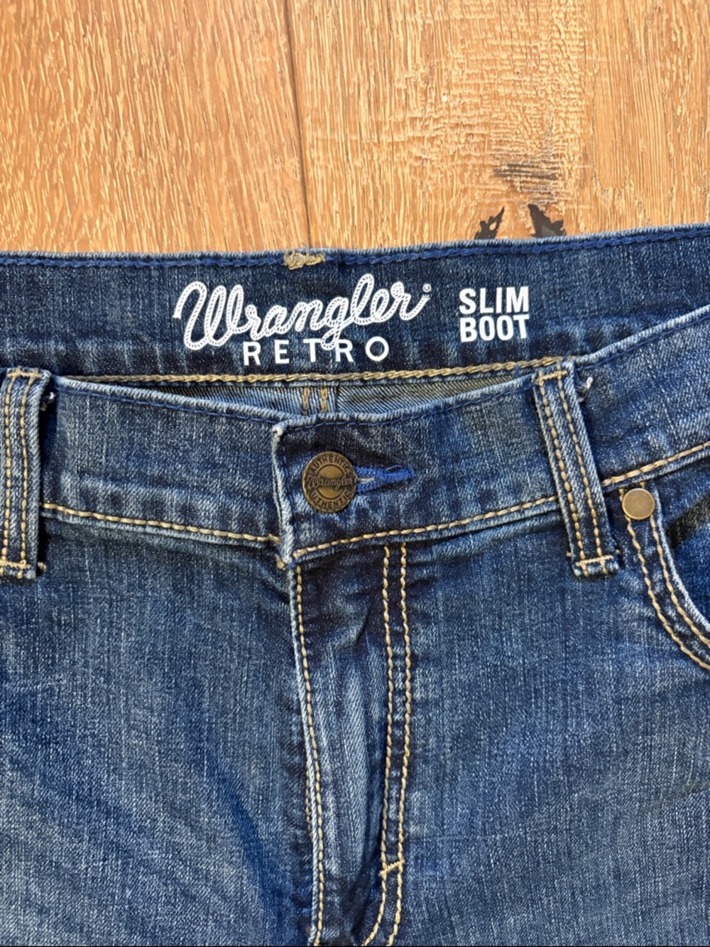 Wrangler Men’s Jeans - Blue Wash Straight Slim